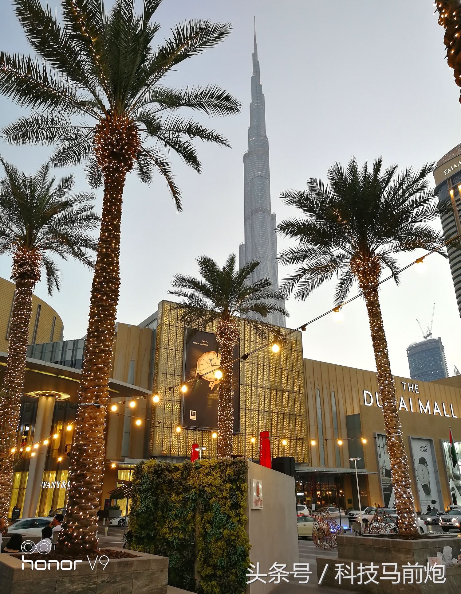 见证沙漠奇迹之美，带着荣耀V9开启迪拜奇遇记