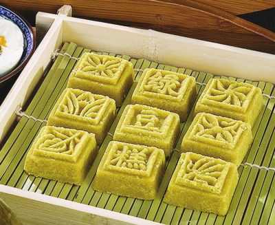 绿豆饼老北京制作过程,老北京绿豆饼怎么开酥的