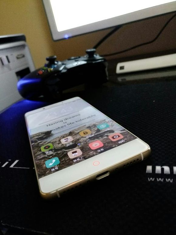 努比亚z17上手评测视频,努比亚z17无边框摄影机评测