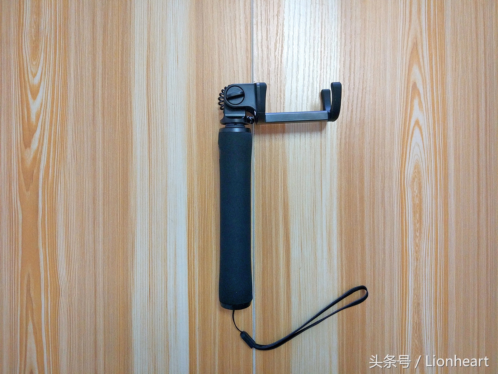 小米自拍杆最简单的方法,小米自拍杆使用教程老款