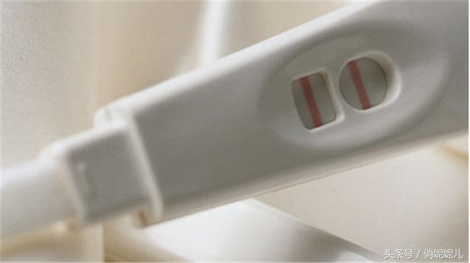 验孕棒一深一浅应该注意什么,验孕棒出现一深一浅不要惊慌