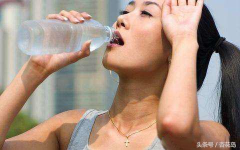 与藿香正气相媲美的祛暑古方，只有2味中药，比例很关键