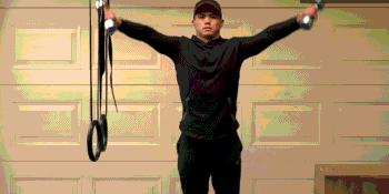 翼状肩胛骨可以练肩背吗,肩胛骨突出改善练习