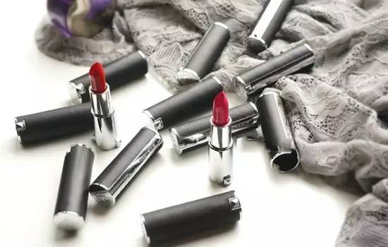 香奈儿口红为什么价格差距太大,香奈儿买不到唇釉