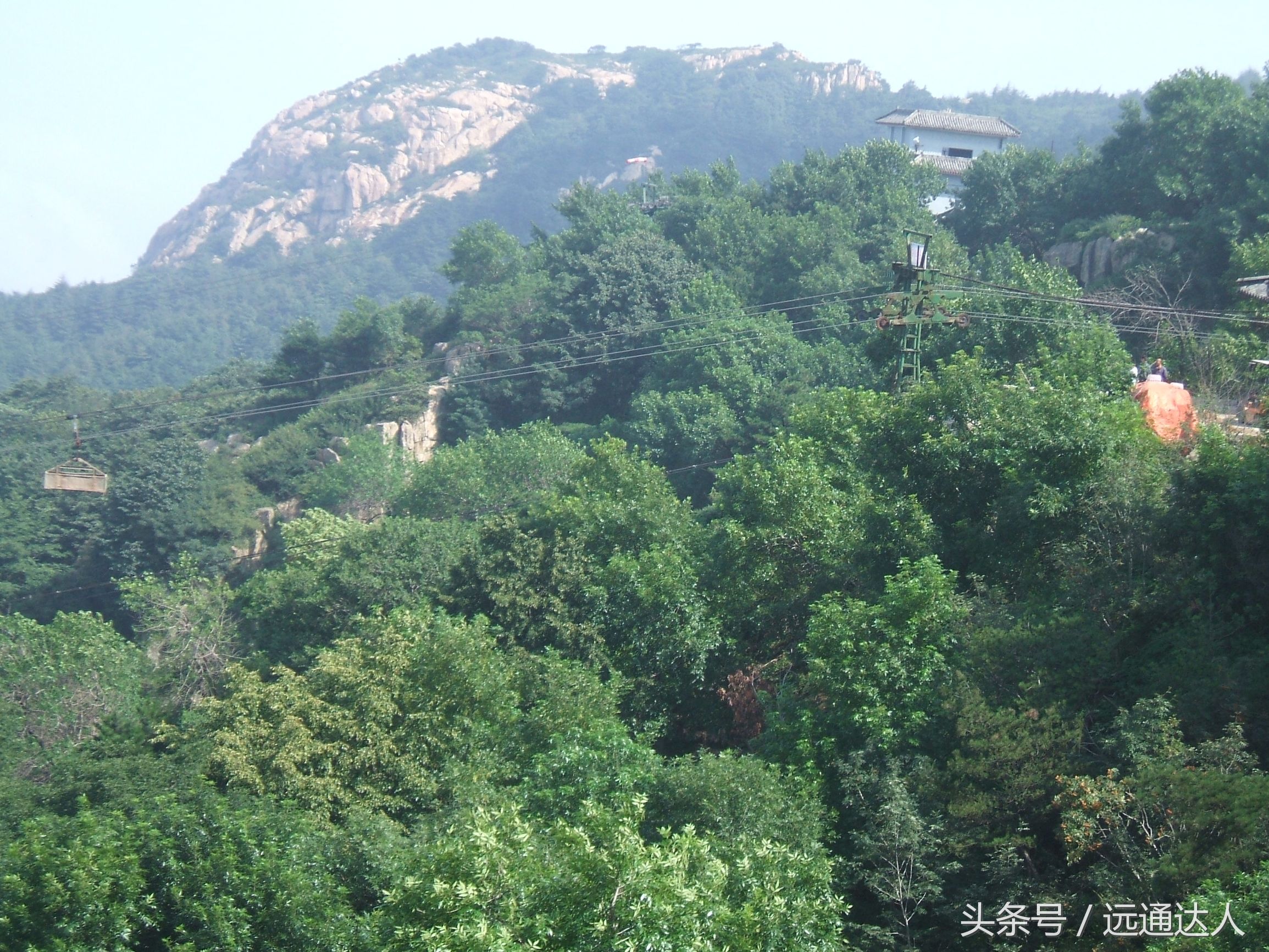 身为泰安人第一次爬泰山,陪爷爷爬泰山感慨朋友圈