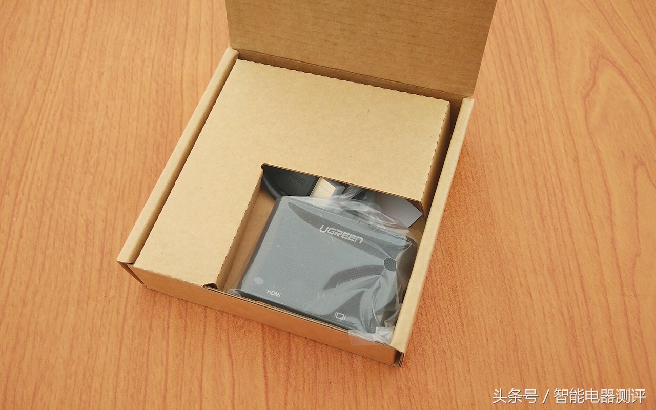 绿联hdmi转vga手机连显示器,闲置的显示器变成智能电视