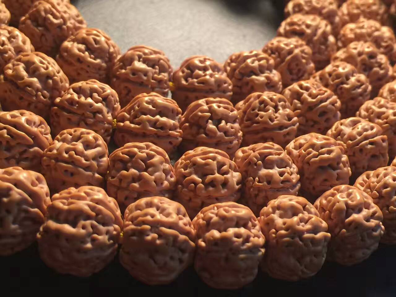 如何盘刷出漂亮的金刚菩提,金刚菩提怎么刷出玻璃底