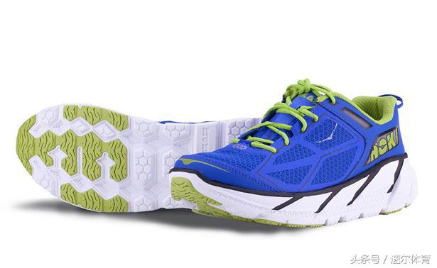 美津浓和新百伦跑鞋哪个好,新百伦潮鞋