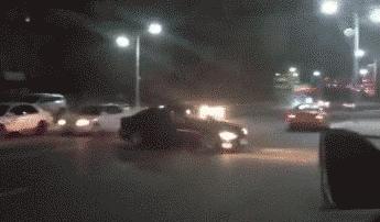 爱情笑话100句,情侣十句短笑话