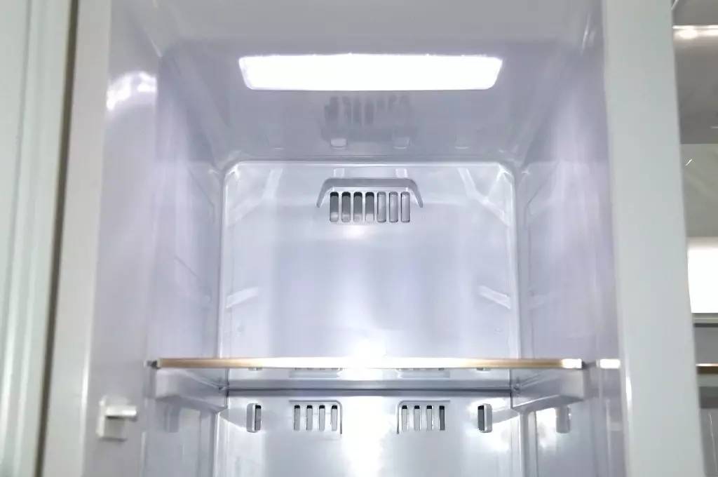 带制冰的双开门冰箱测评,万宝对开门冰箱测评