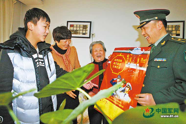 年画咋成征兵政策解读大礼包？原来有二维码