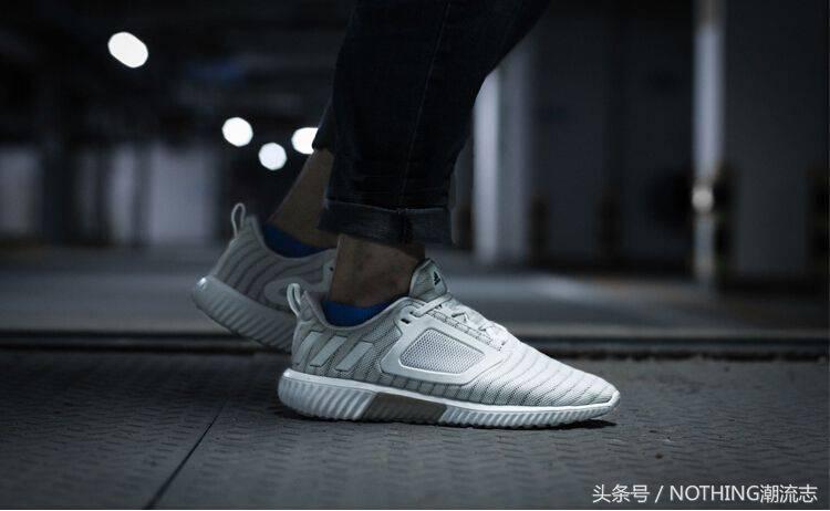 适合夏天穿的透气休闲运动鞋,轻薄透气的运动鞋推荐