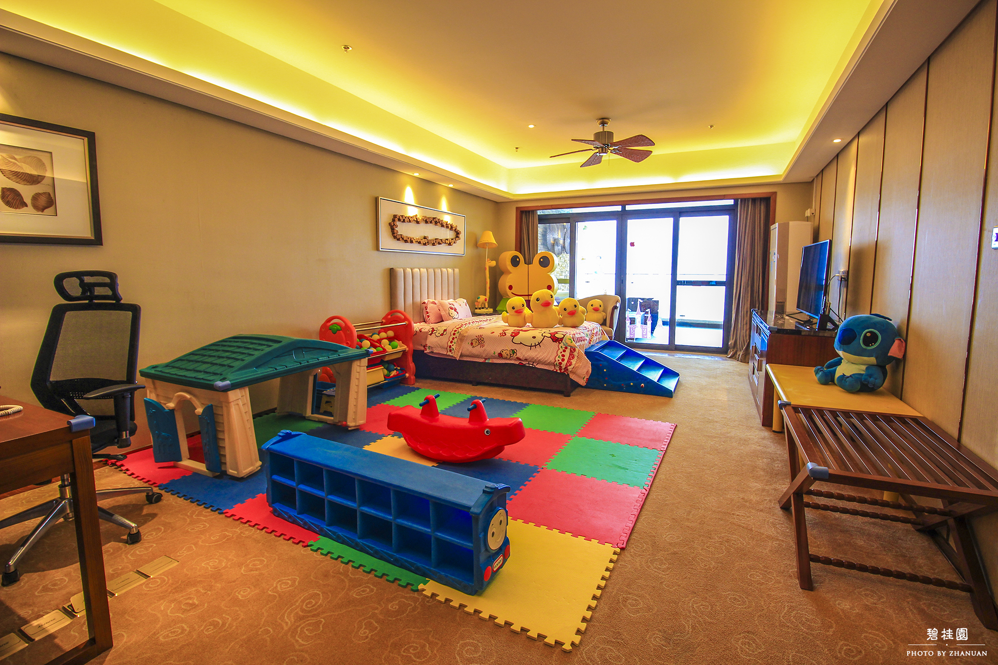 这个夏日,就去碧桂园十里金滩避暑吧