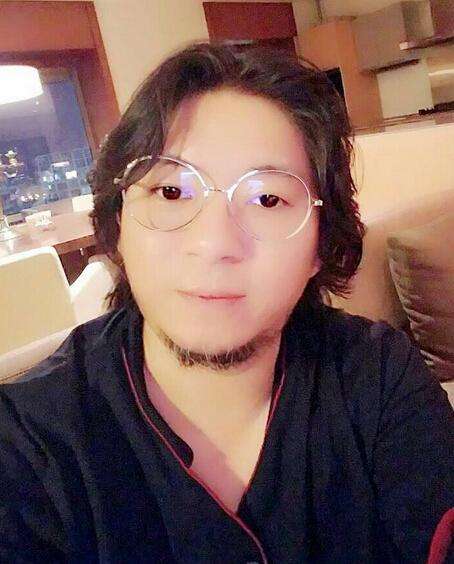 鼻翼红血丝怎么遮,鼻翼两侧红血丝可以挑破吗