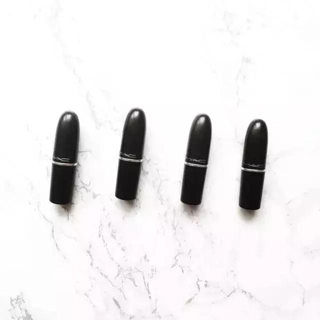 网红口红推荐最近火的是哪款 (网红口红推荐最近火的平价)