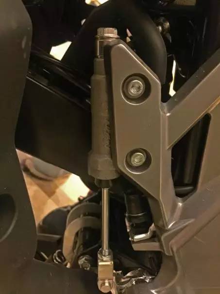 最新豪爵铃木dl250评测视频,18年的豪爵铃木dl250值得买吗