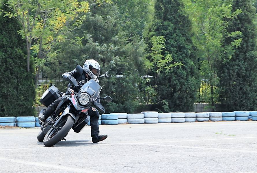 豪爵铃木dl250骑行爬山体验,豪爵铃木dl250摩旅西藏感觉怎么样