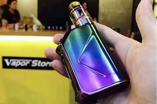 终于！七彩单车来了，留给创业者的颜色不多了？那你们得学习一下*子烟电**行业了