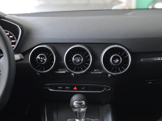 濂ヨ开tt璺笂瀹炴媿,鏂版濂ヨ开tt琛楁媿瑙嗛