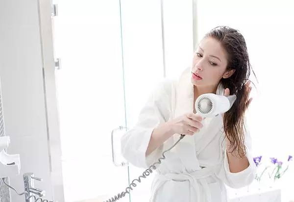 教你一招增强发质,如何提升发质和发量