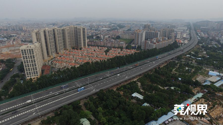 上帝视角下的龙潭,上帝视角下的希腊