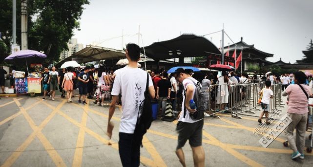 攻略｜感谢老天的不胖之恩，让我肆无忌惮的吃遍西安！3天2夜游，仅需一天假，1小时抵达！