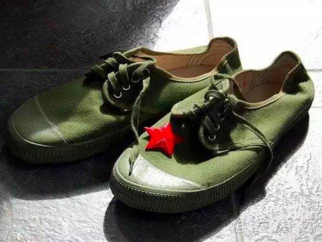 好好的一双帆布鞋，你为什么要把它做成这样？