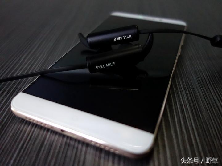 无拘无束的畅享运动，赛尔贝尔D300无线蓝牙运动耳机简评