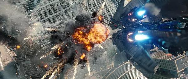 《变形金刚》导演多能炸？火花百米高，一部电影炸掉1000多亿！