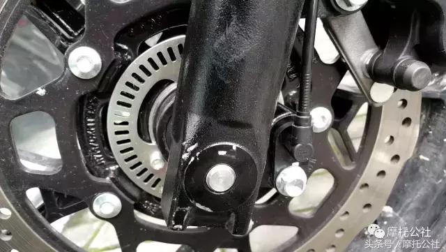 豪爵tr300好还是豪爵铃木dl250好,豪爵铃木dl250和无极ds525x哪个好