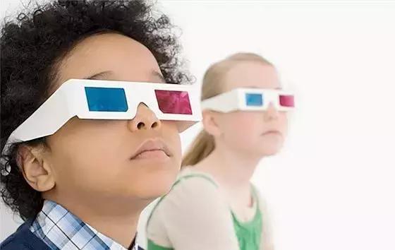 长期戴3d眼镜会有什么危害,戴3d眼镜和不戴看电影有什么区别