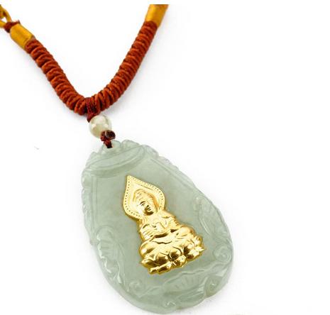 商场柜台买的翡翠保真吗,商场里买的100元的翡翠是真的不