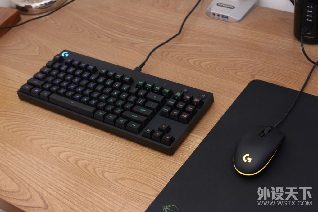 罗技游戏键盘推荐gpro,罗技键盘gpro尊贵蓝和海克斯版