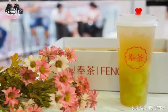 南宁火爆的网红奶茶,南宁9.9元2杯网红奶茶
