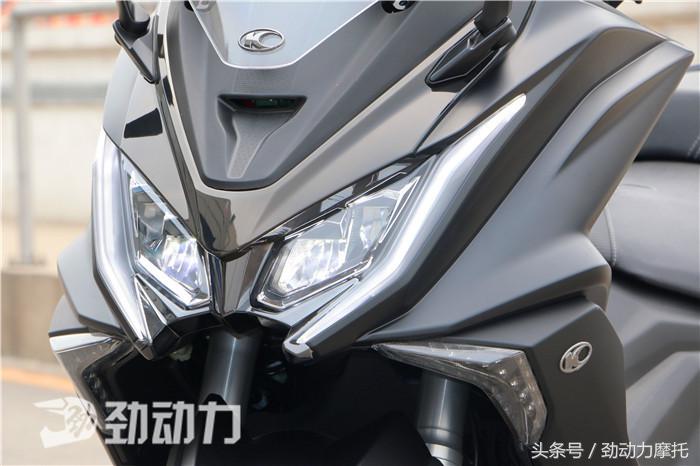 光阳赛艇400和ak550哪个好,光阳赛艇400对比光阳ak550
