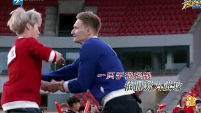 奔跑吧热巴和杨颖鹿晗,奔跑吧热巴未播花絮郑恺劈叉