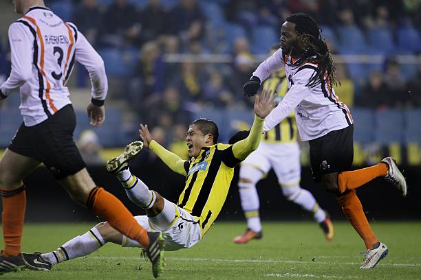 中国足球留洋最新消息,中国足球留洋失败案例