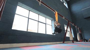 一龙打硬功,一龙成名铁头功