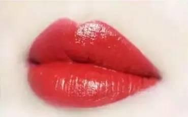 每个女生都想要的化妆品全套,每个女人都想要的口红