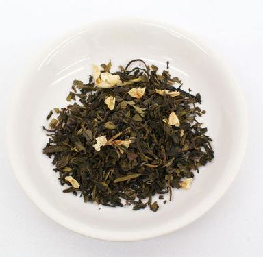 冰箱一股腐烂的恶臭,冰箱后面突然散发出一股恶臭