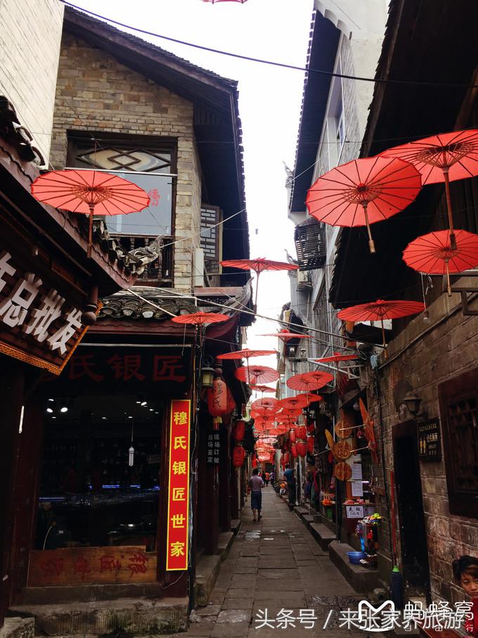 张家界五日游多少钱一个人 (自己张家界六日游详细攻略)