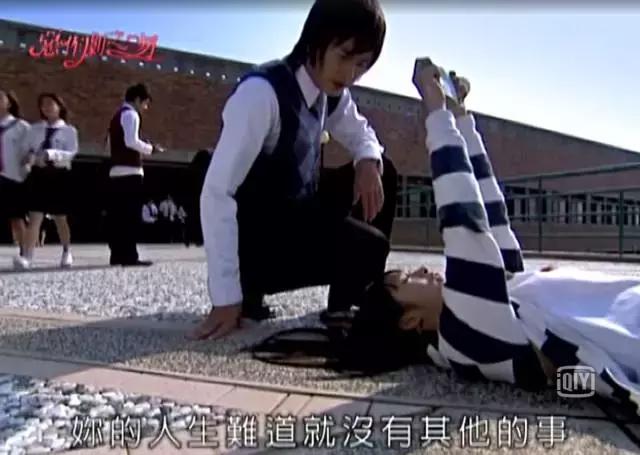 林依晨陈妍希关系,林依晨林心如私下关系