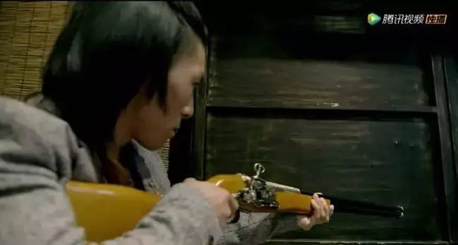 又要开启炸街模式了,今年排第二的国产剧竟然只有3千人看过!