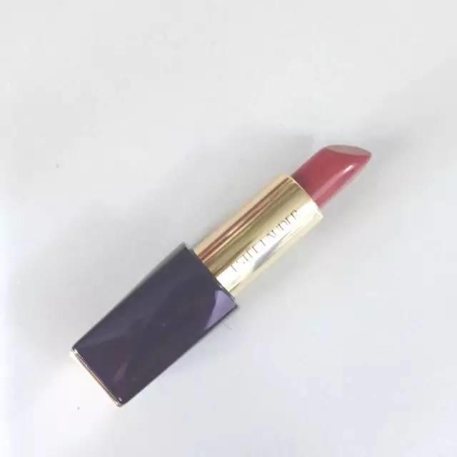 每个女生都想要的化妆品全套,每个女人都想要的口红