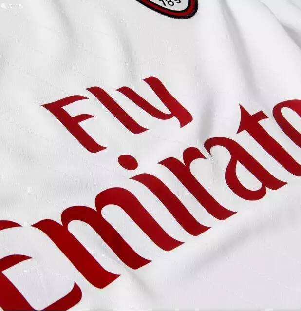 ac米兰22-23赛季客场球衣,实况足球2013ac米兰球衣