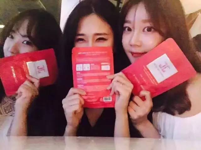 你还在用化妆品面膜吗,你还在用毛巾擦脸吗