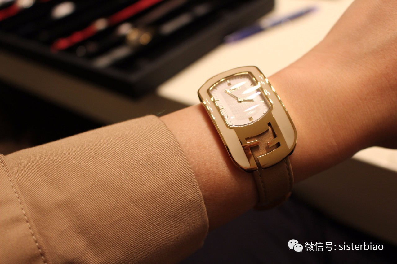 今年买的表,今年买表