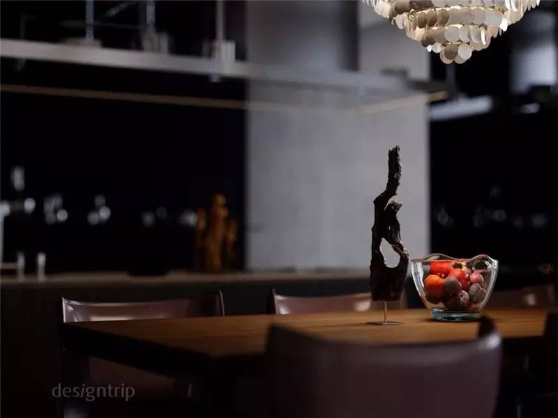 比黑更高级的灰,比高级灰更高级的高级黑