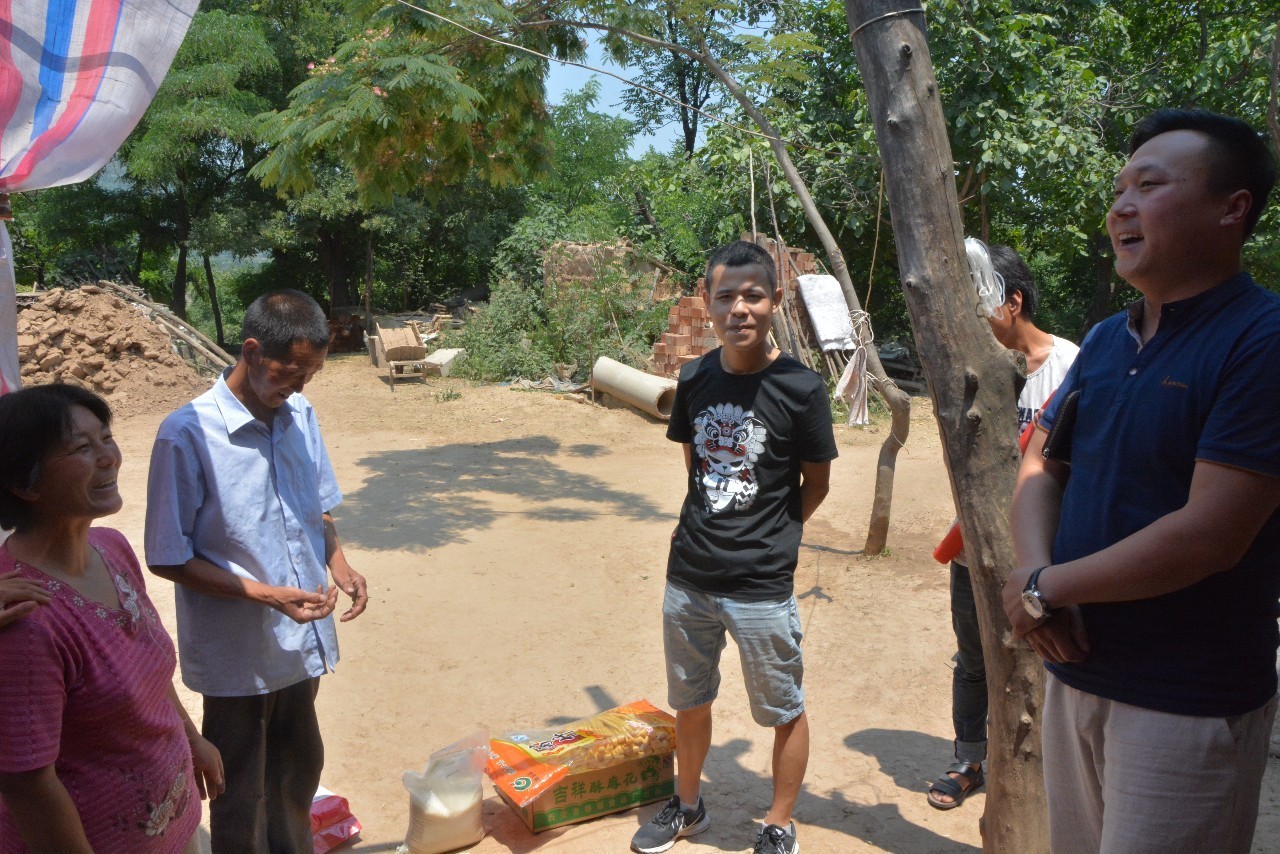 创业不忘公益路上奉献爱心,不忘初心创业路上