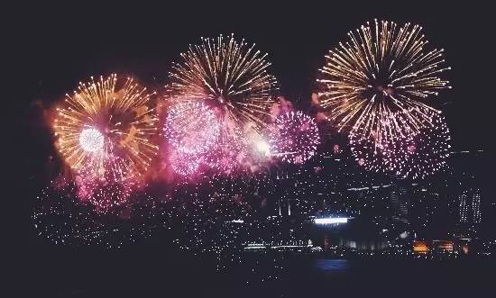 一日远方｜登上豪华游轮，完美假期就交给它吧